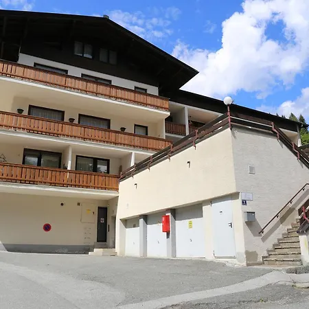 Edith Apartment